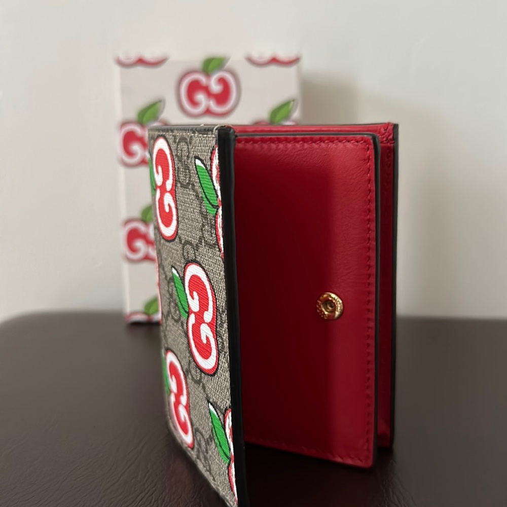 Gucci Wallet - Picture 4 of 13